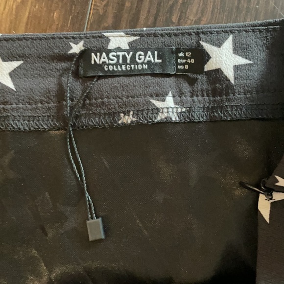 Nasty Gal Black and White Star Mini Skirt - Picture 2 of 3